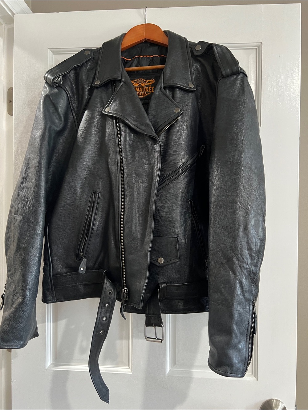 Men's Black Leather Motorcycle Bomber Jacket